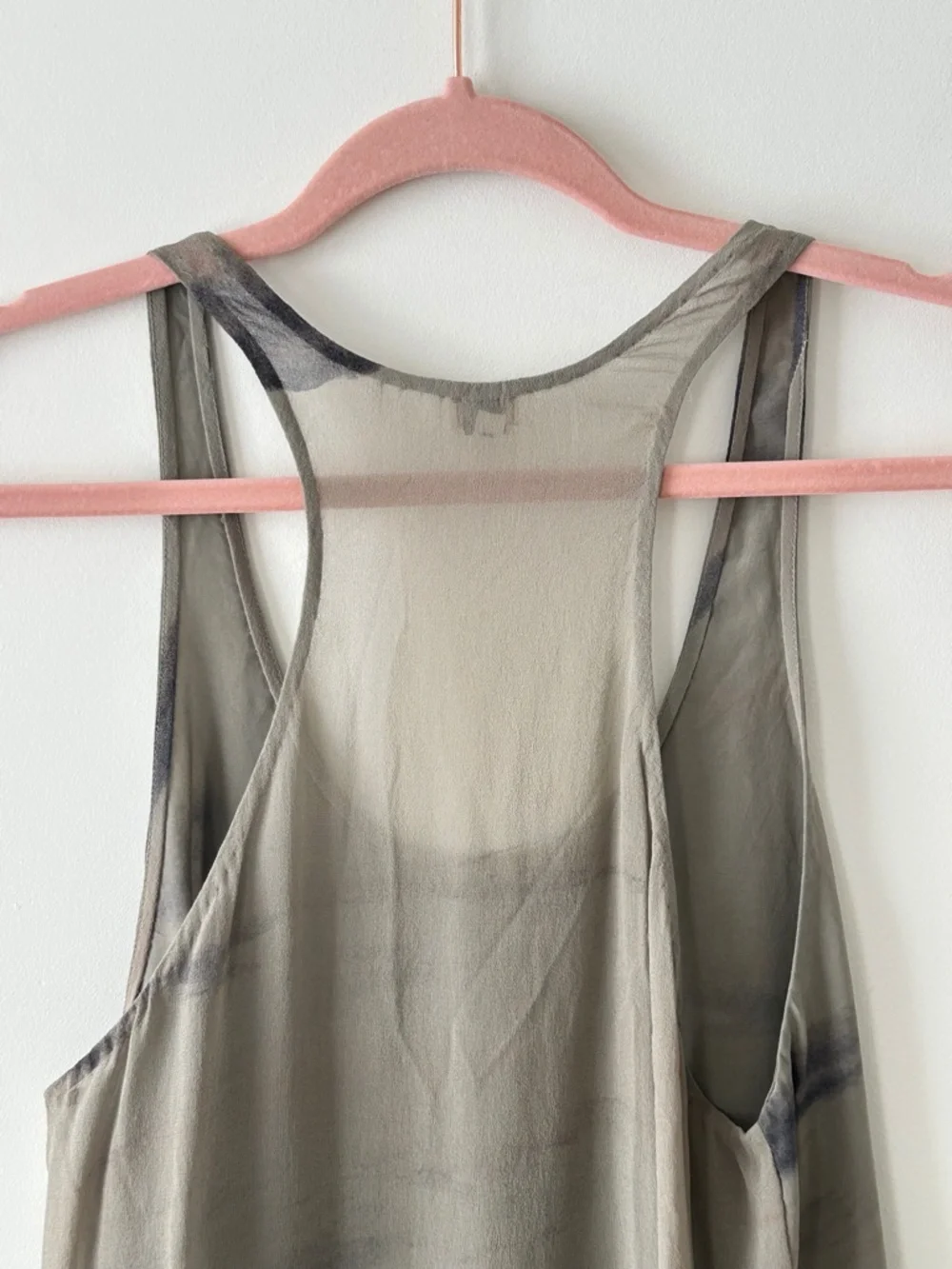 Aritzia Wilfred 100% Silk Watercolor Tank Top
